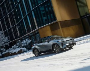 Hyödynnä talvirengastarjoukset ja rahoitusetu! Saat ✅Yaris Cross -mallien rajoitettuun erään talvirenkaat kevytmetalliva...